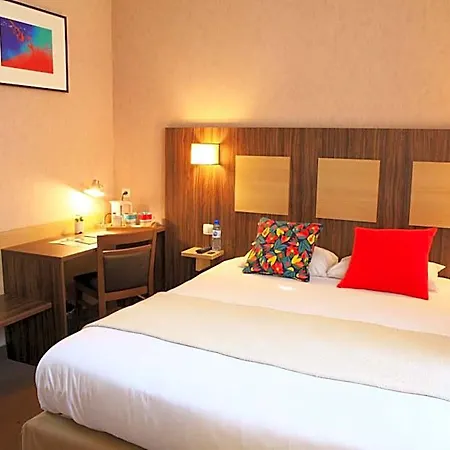 Logis Hotels- Marguerite D'anjou Chateau