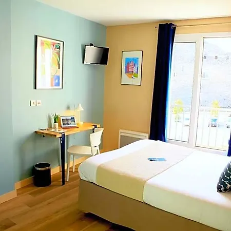Logis Hotels- Marguerite D'anjou Chateau Ξενοδοχείο 2*