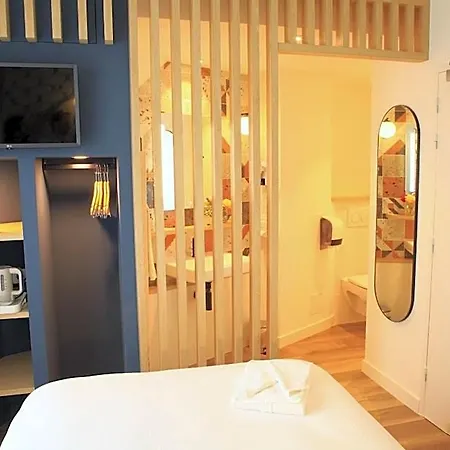 Logis Hotels- Marguerite D'anjou Chateau 2* Ανζέρ